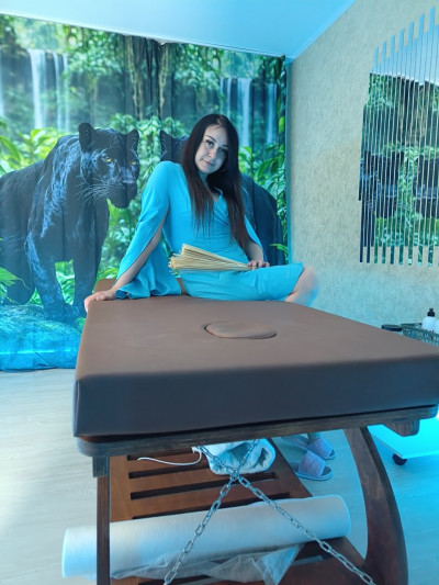 Частная массажистка Виктория